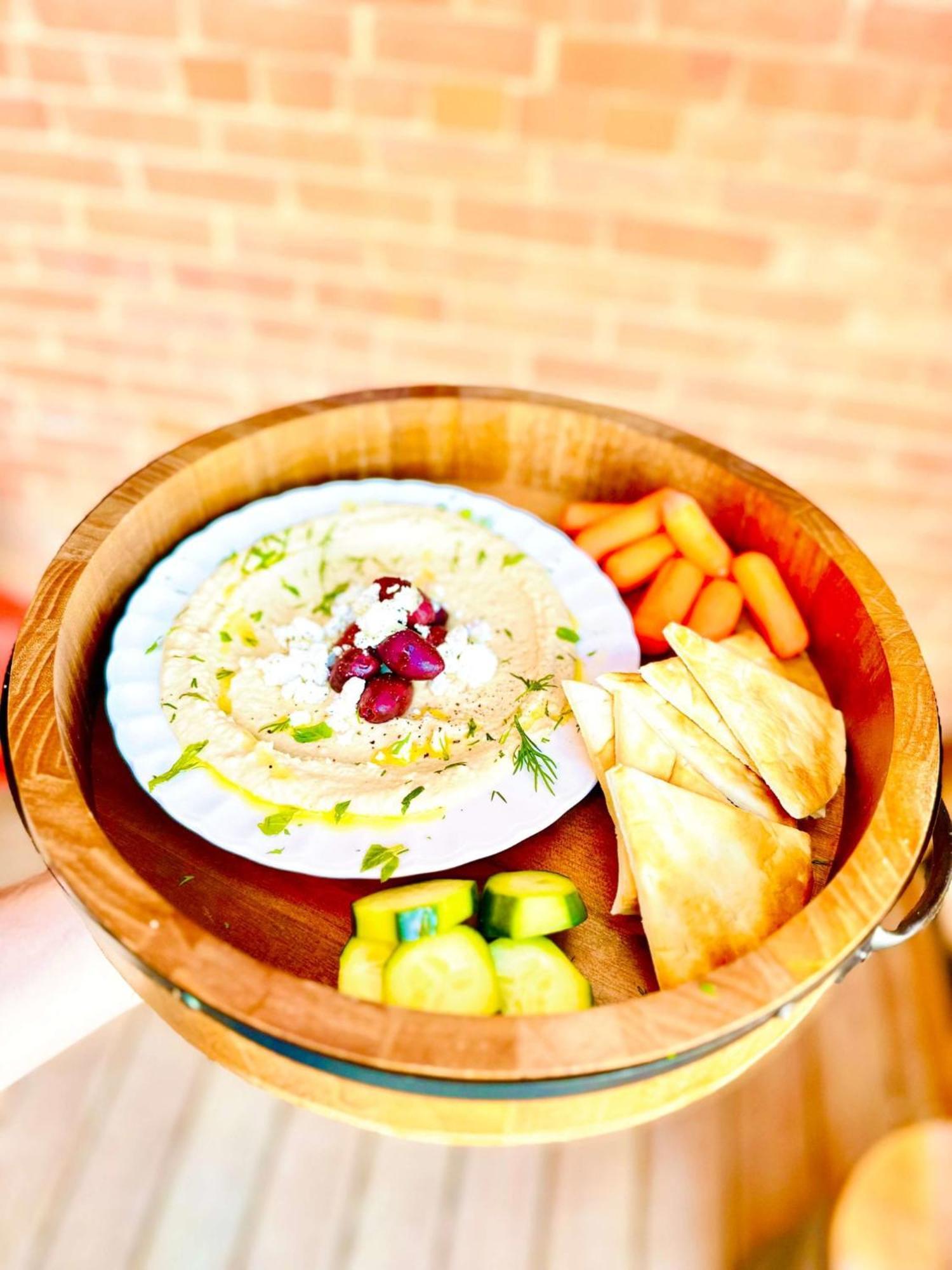 The Well Hotel & Taproom Trinidad Bagian luar foto